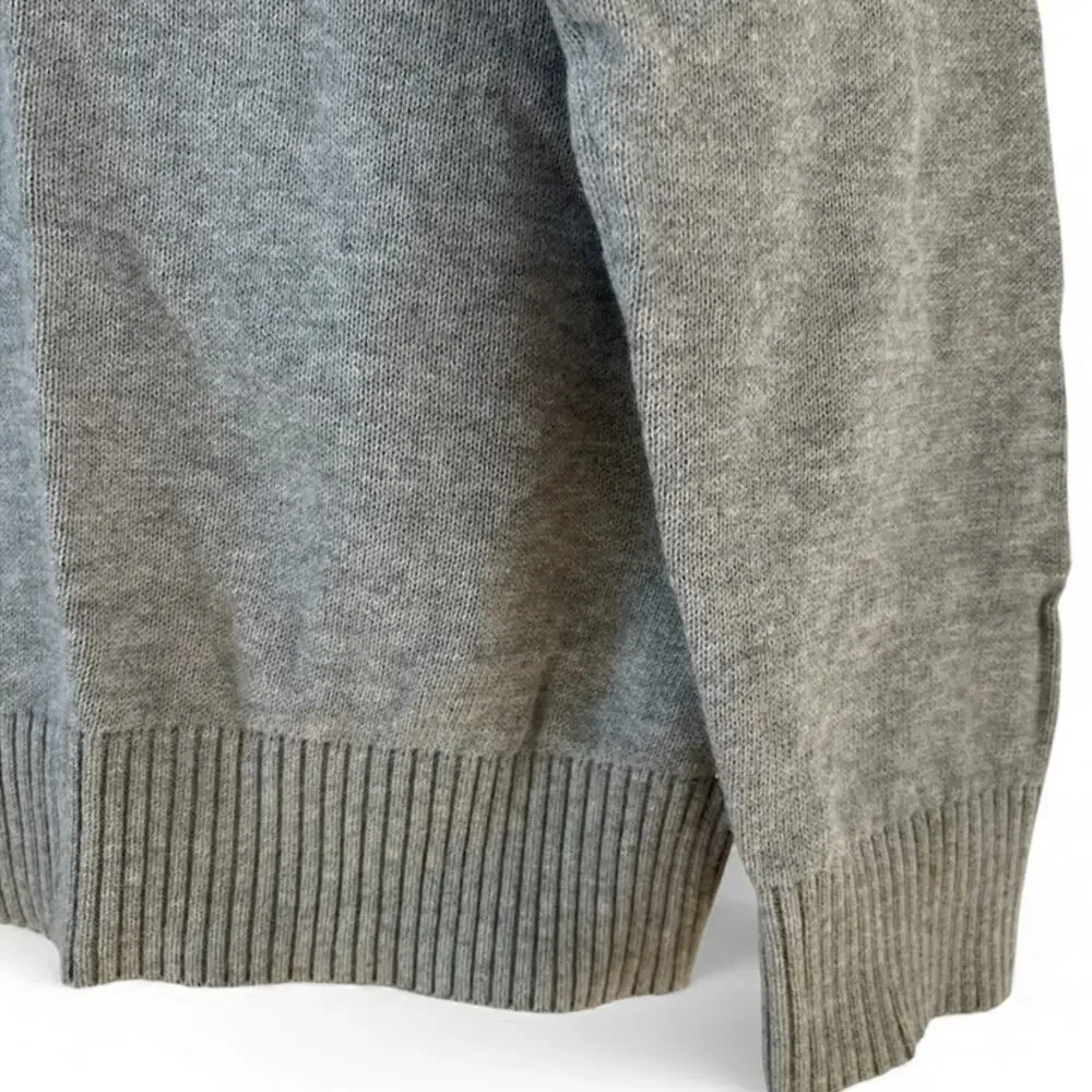 The Children's Place Gray V-Neck Sweater Boys‎ Size 5/6 Lightweight Cotton